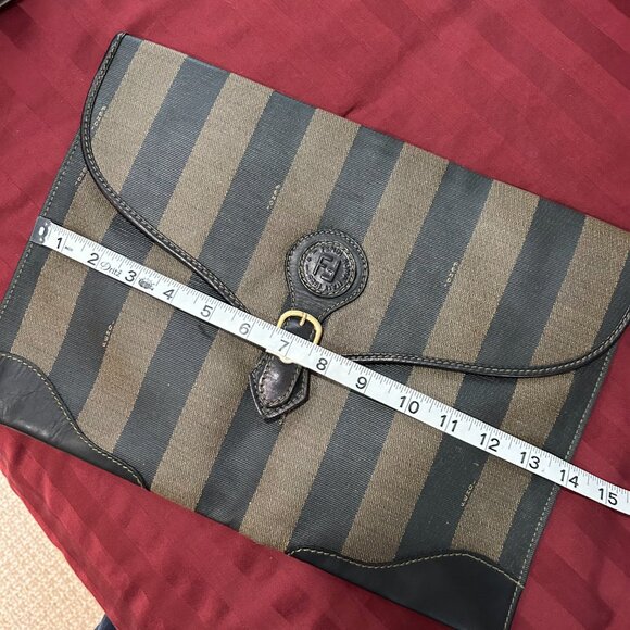 Fendi Pequin Envelope Clutch w/dustbag - Picture 5 of 10